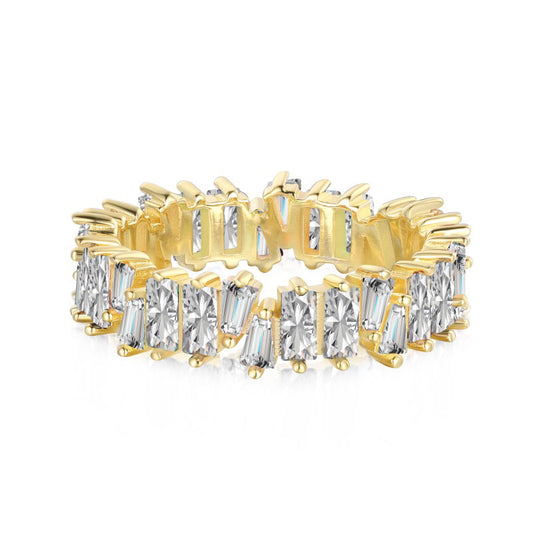 ’Fancy’ cirkóniával kirakott ezüst gyűrű 18K arany futtatással