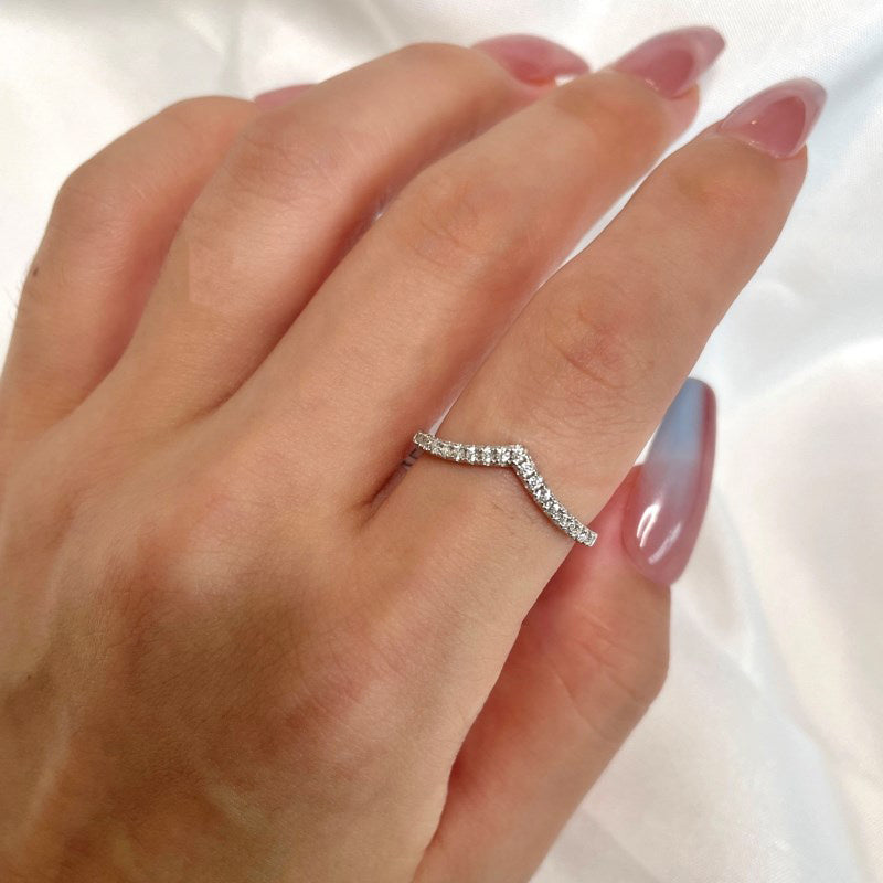 „Tiara” ívelt ezüst gyűrű cirkónia kövekkel